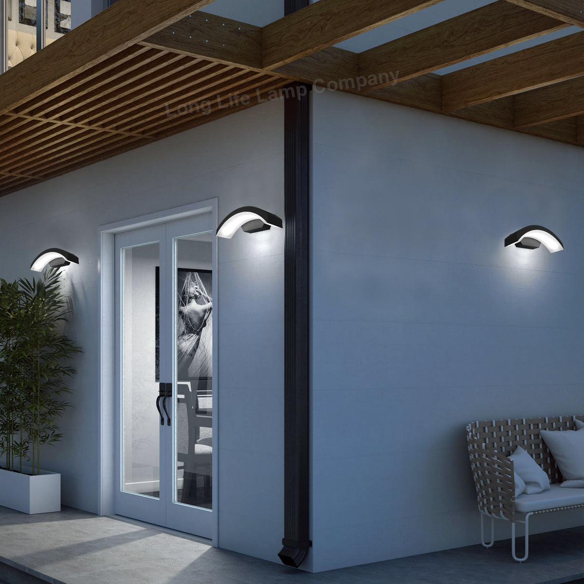 Modern Curved 7W LED Outdoor Wall Light Cool White