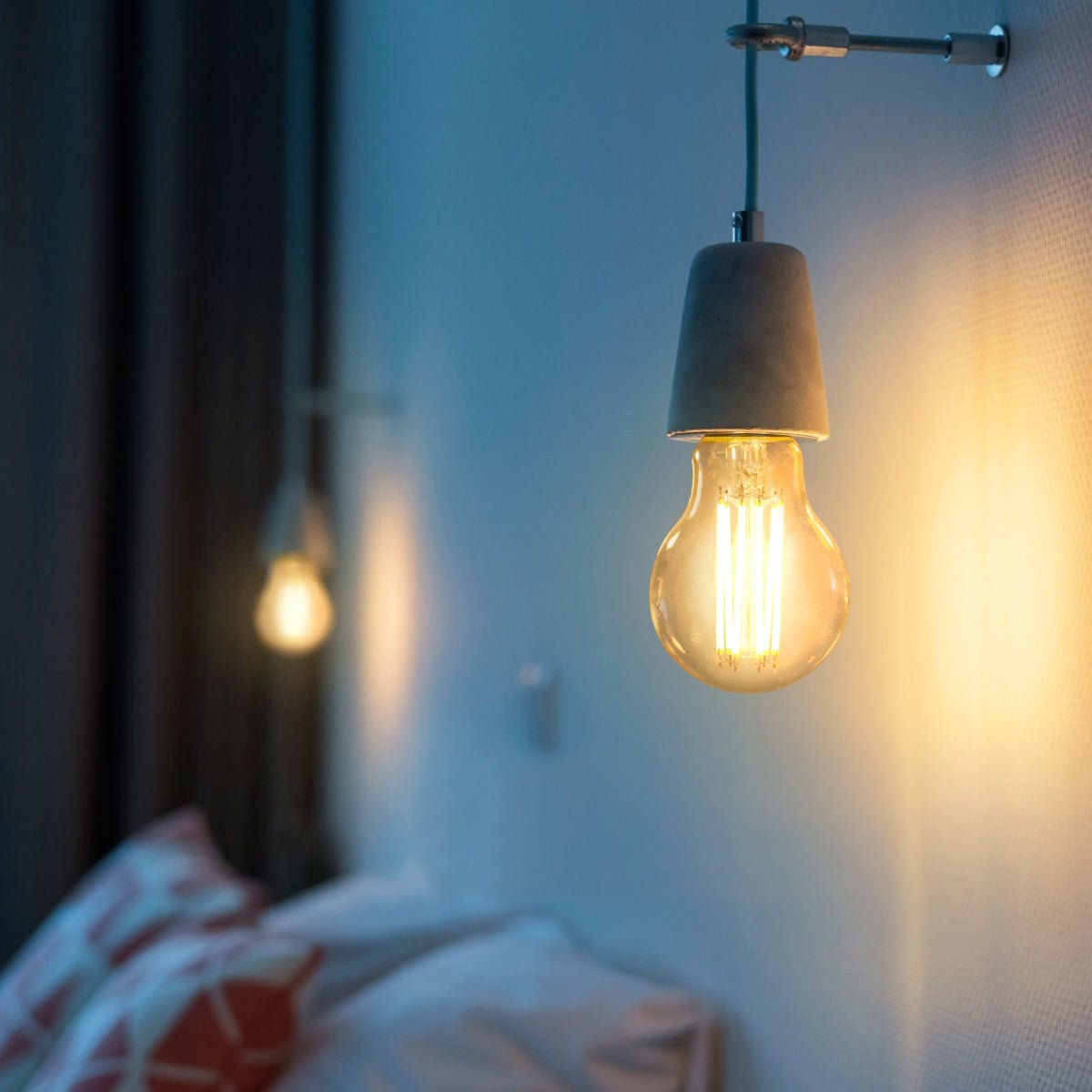 10W LED A60 Filament Light Bulb Dimmable 3000K E27 Clear Glass 3 or 5 or 10 PACK