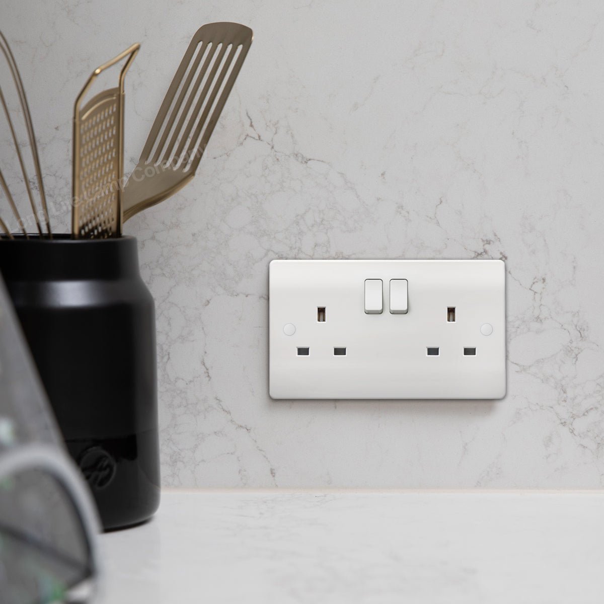 13A Double Switch Plug Socket 2 Gang Wall Outlet 2 Pack or 5 Pack - Energy Light Bulbs - Free delivery on all orders