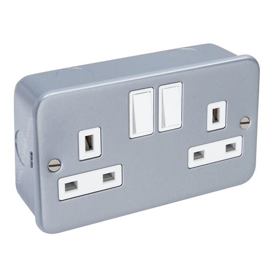 13 Amp Metal Clad Socket 2 Gang Switched Socket Outlet