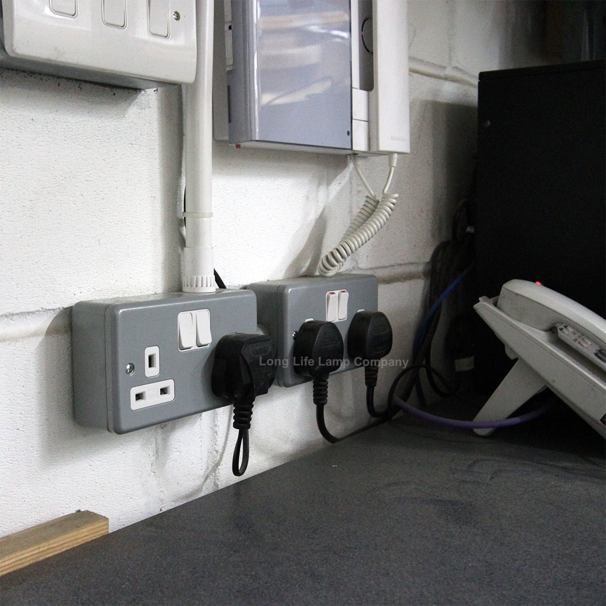 2 X 13 Amp Metal Clad Socket 2 Gang Switched Socket Outlet - Energy Light Bulbs - Free delivery on all orders