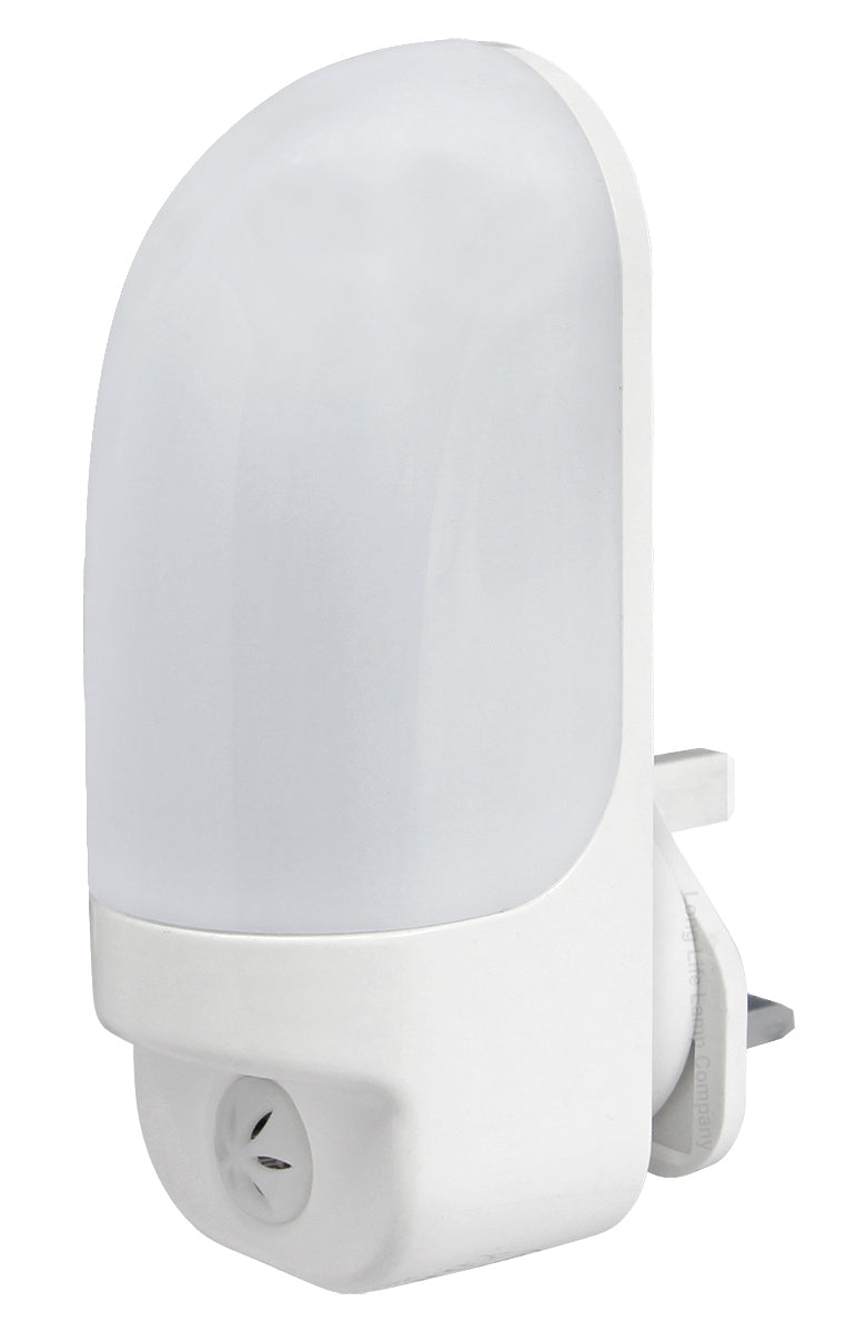 LED Night Light Dusk To Dawn Auto Sensor Warm White A88 - Free delivery on all orders