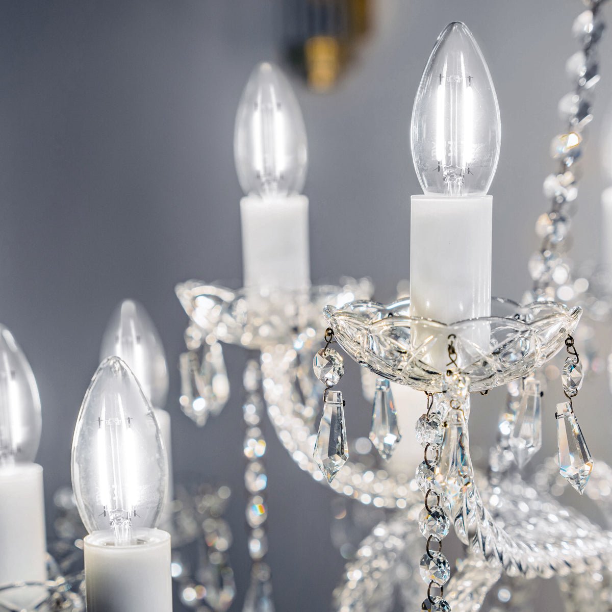 2W LED Candle Light Bulb Cool White 5000K E14 Clear Glass 4 or 6 or 10 Pack - Energy Light Bulbs - Free delivery on all orders