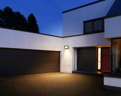 30W Outdoor LED Flood Light Warm White 3000K IP65 - Energy Light Bulbs - Free delivery on all orders