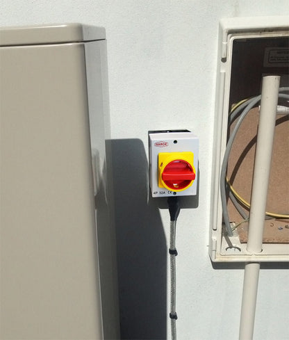 32A Rotary Isolator Switch 4 Pole - Energy Light Bulbs - Free delivery on all orders