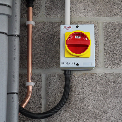 32A Rotary Isolator Switch 4 Pole - Energy Light Bulbs - Free delivery on all orders