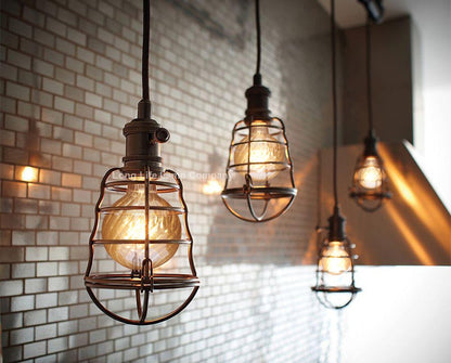 4w LED Vintage Twisted Globe Bulb Smoked Gold Glass B22 Bayonet G95 - Energy Light Bulbs - Free delivery on all orders