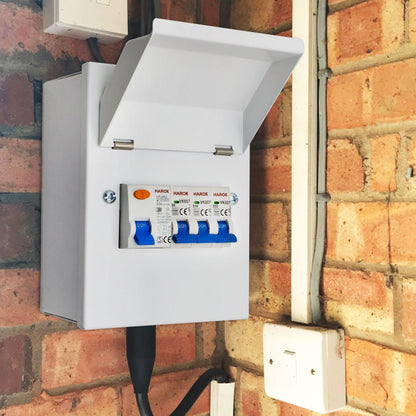 5 Way Metal Garage Consumer Unit 63A RCD, 6A, 16A, 32A MCB Amendment 3 - Energy Light Bulbs - Free delivery on all orders