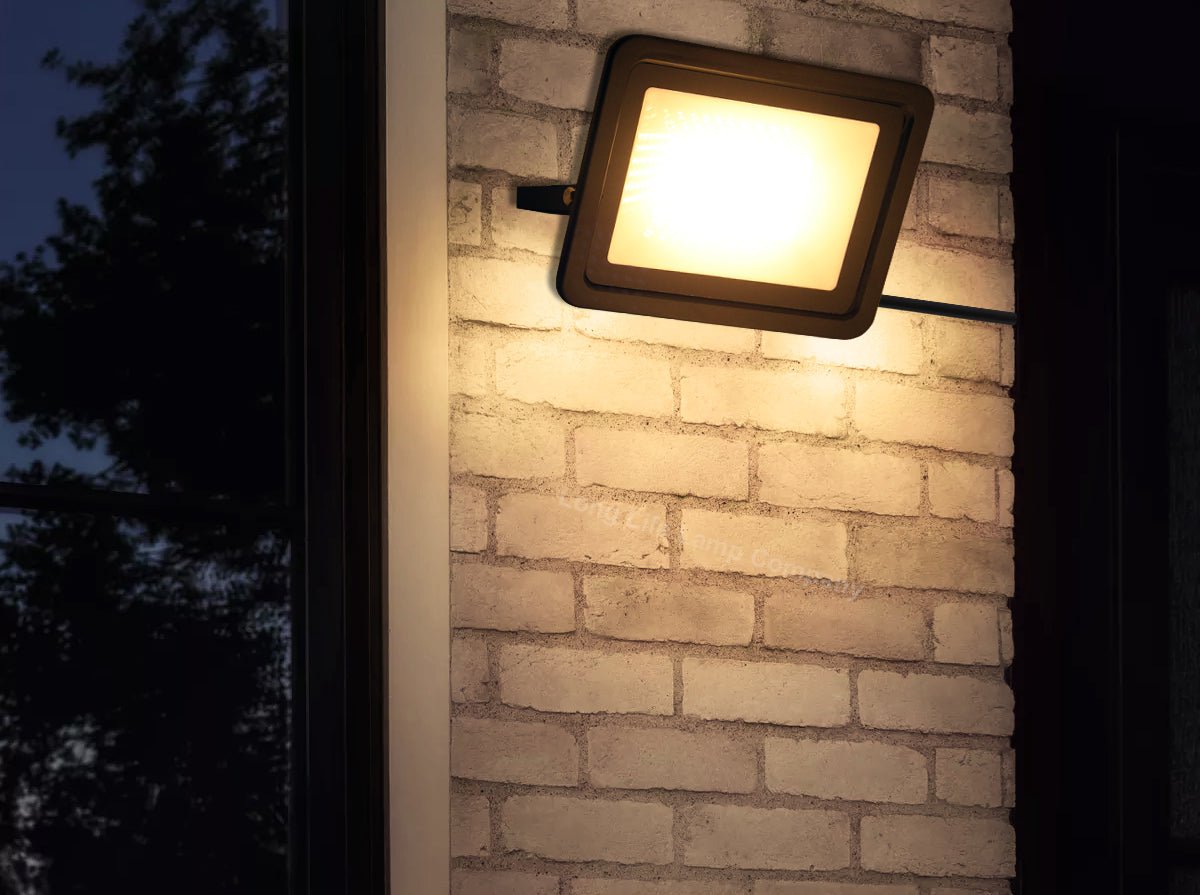 50W Outdoor LED Flood Light Warm White 3000K IP65 - Energy Light Bulbs - Free delivery on all orders