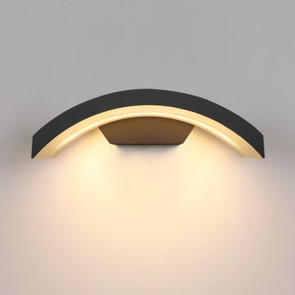 Modern Curved 7W LED Outdoor Wall Light Warm White ZLC338WW - Free delivery on all orders