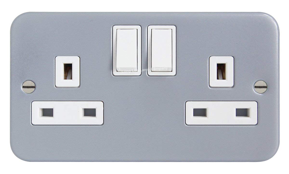 13 Amp Metal Clad Socket 2 Gang Switched Socket Outlet - Free delivery on all orders