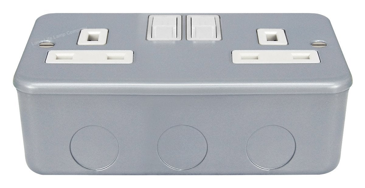 13 Amp Metal Clad Socket 2 Gang Switched Socket Outlet - Free delivery on all orders
