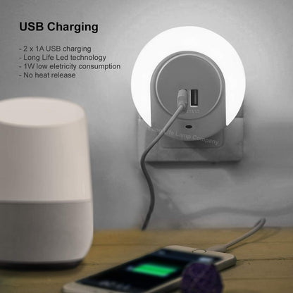1w White LED Night Light 2 USB Ports Automatic Sensor Dusk To Dawn A78B - Free delivery on all orders