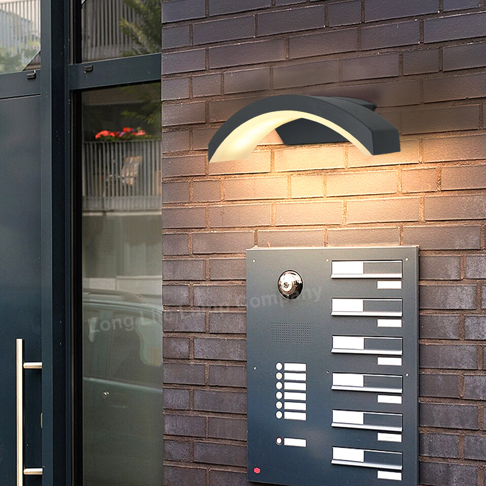 Modern Curved 7W LED Outdoor Wall Light Warm White ZLC338WW - Free delivery on all orders