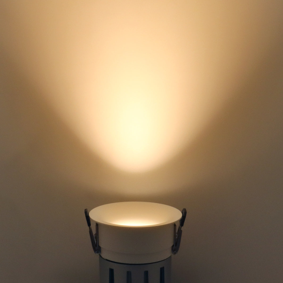 Anti-glare LED ceiling downlight with an adjustable recessed design for focused indoor lighting