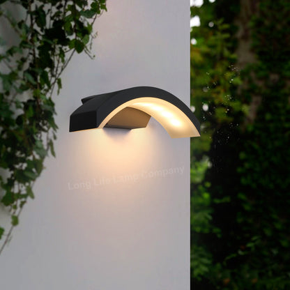 Modern Curved 7W LED Outdoor Wall Light Warm White ZLC338WW - Free delivery on all orders