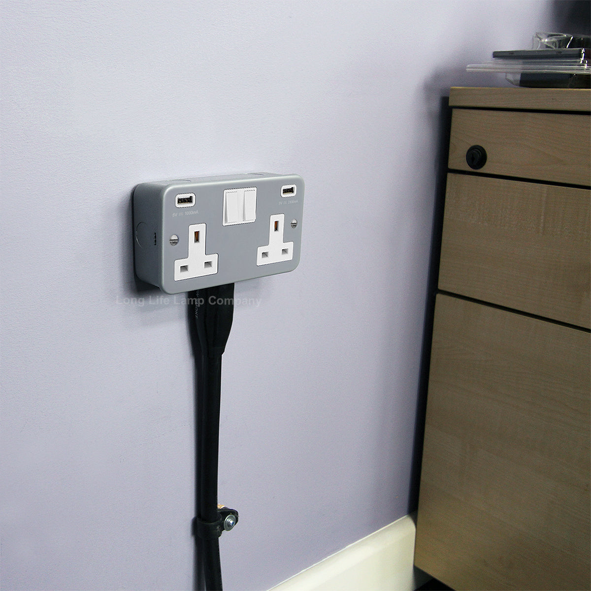 13A Metal Clad 2 Gang Socket with Dual USB Charger