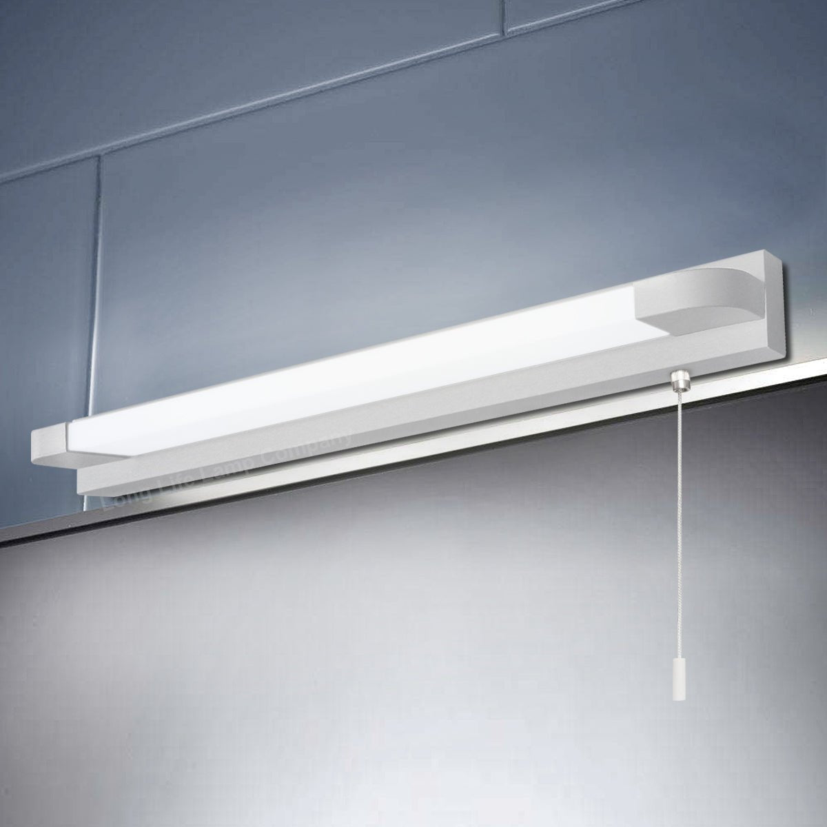 7w LED Bathroom Mirror Wall Light With Pull Cord Cool White 6500k IP44 - Energy Light Bulbs - Free delivery on all orders