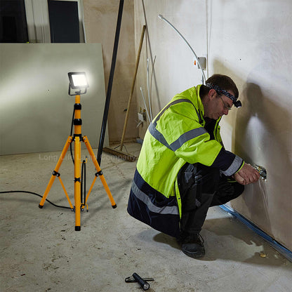30W LED Floodlight Tripod Stand Job Site Work Light IP65