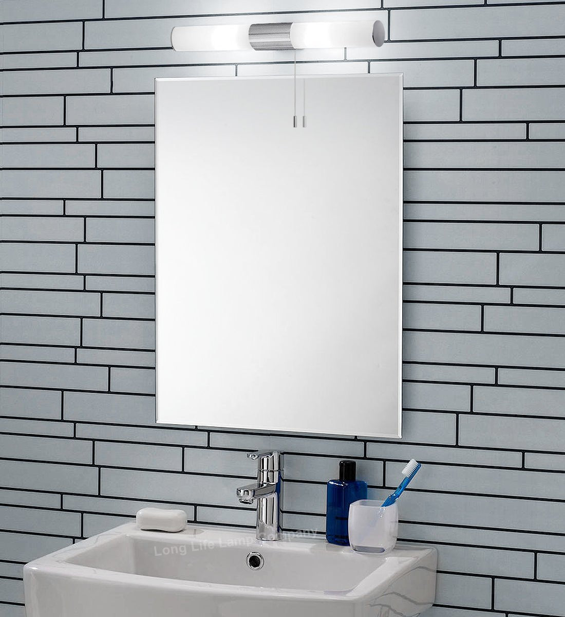 8w LED Bathroom Frosted Mirror Wall Light With Pull Cord Cool White 6500k IP44 - Energy Light Bulbs - Free delivery on all orders