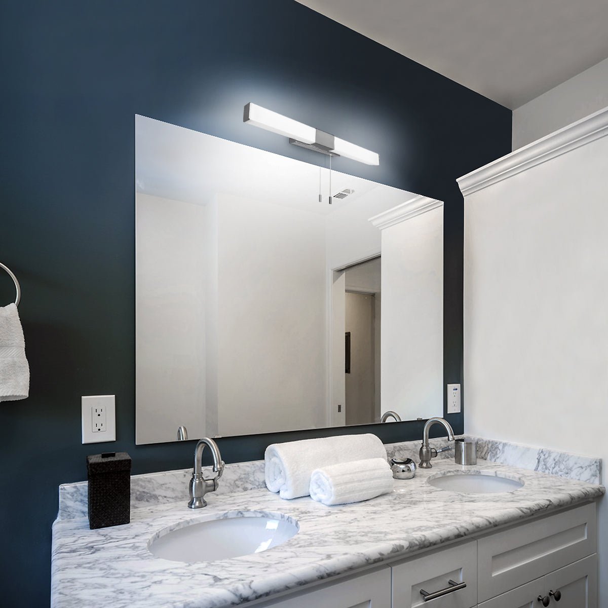 8W LED Bathroom Mirror Light with Pull Switch 6500K Cool White IP44 ML19 - Energy Light Bulbs - Free delivery on all orders