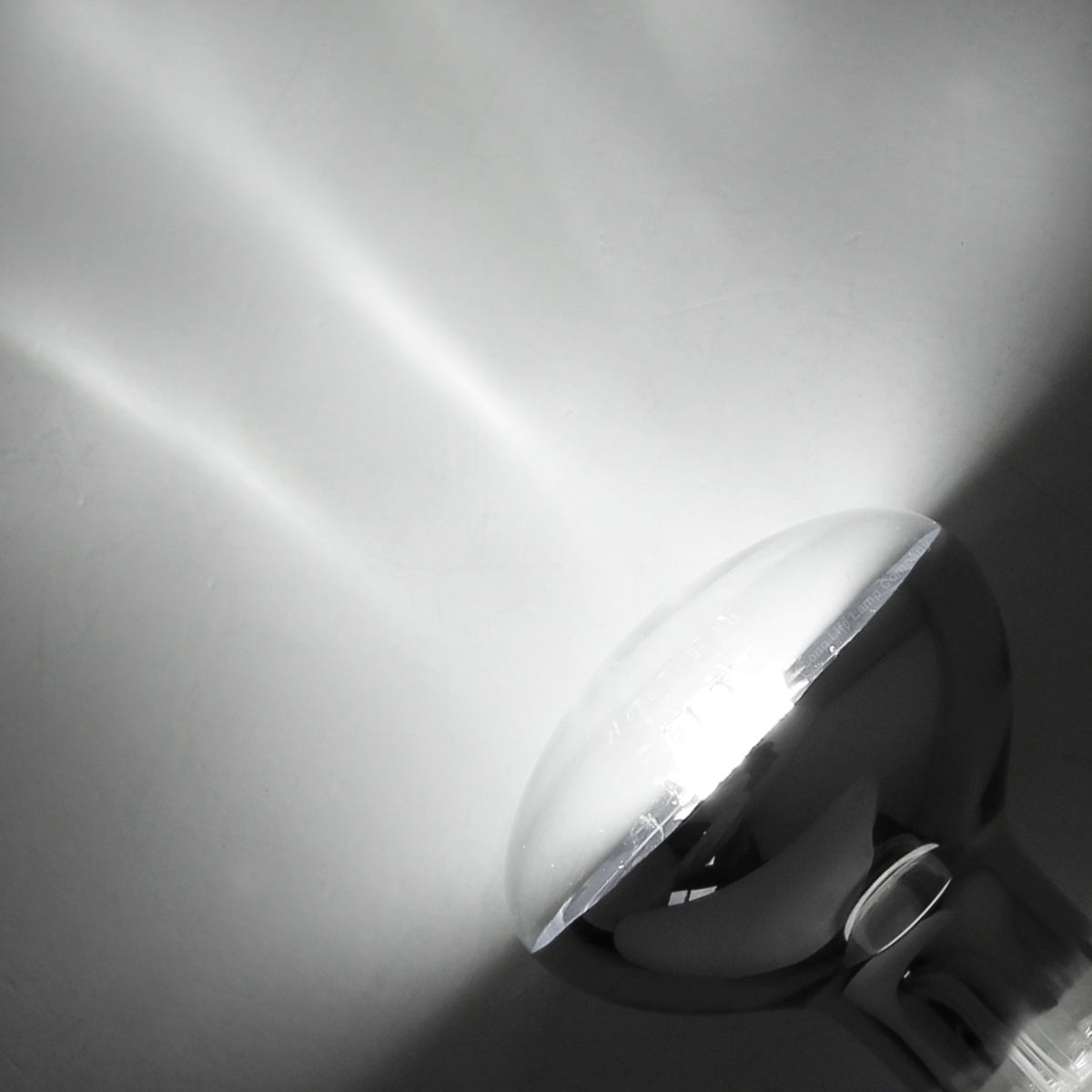 8w LED R80 Reflector Light Bulb E27 Cool White Replacement For Halogen Spots - Energy Light Bulbs - Free delivery on all orders