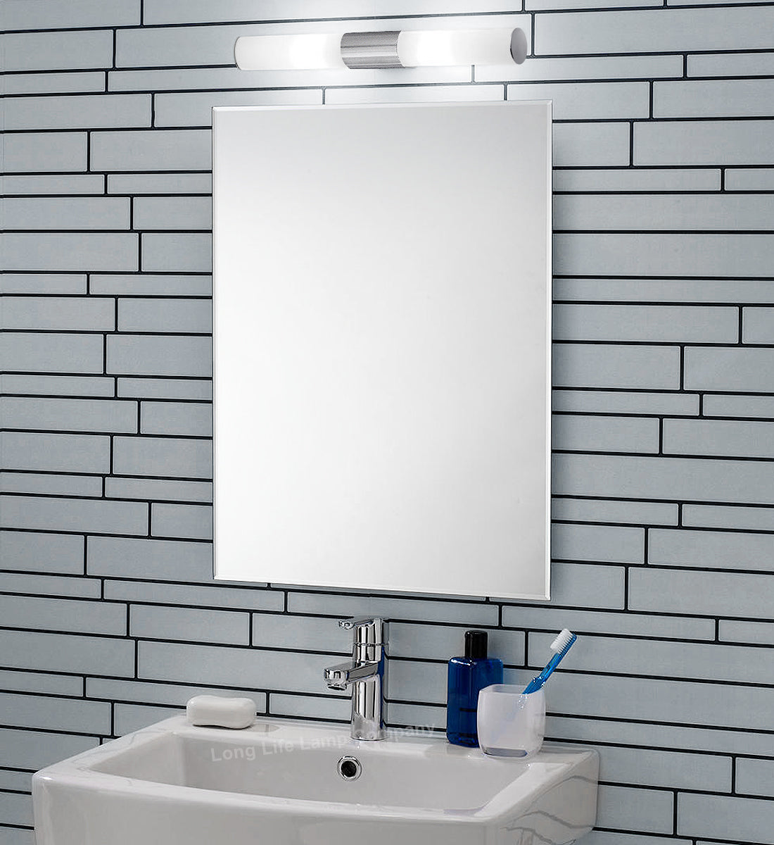8w LED Bathroom Mirror Wall Light Cool White 6500k IP44