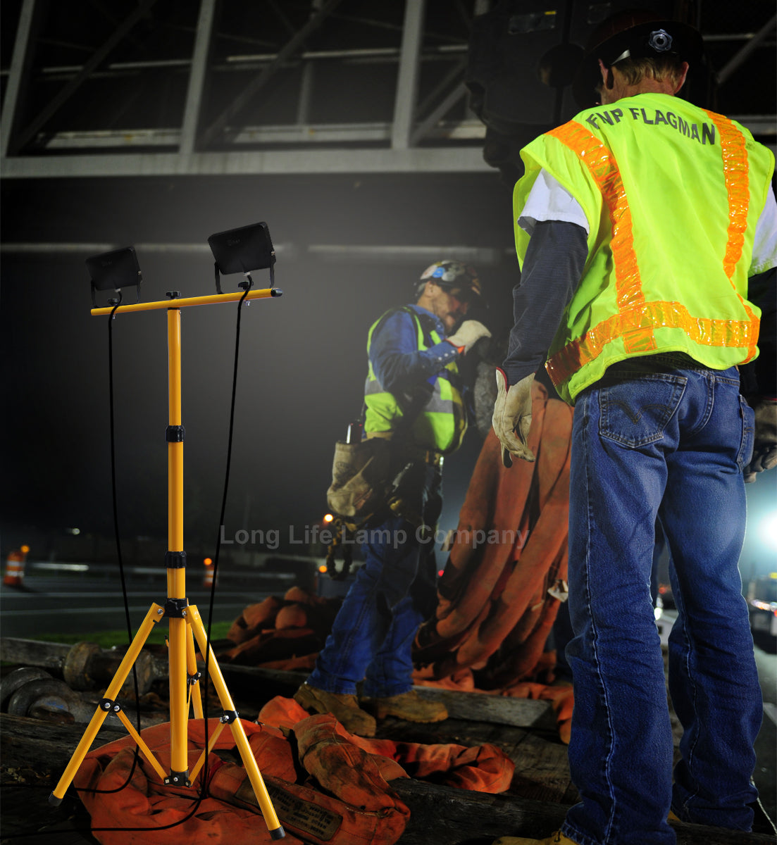 30W LED Twin Floodlight Tripod Stand IP65 Job Site Light - Free delivery on all orders