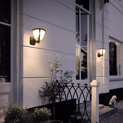 Dusk Till Dawn Sensor Outdoor Wall Light