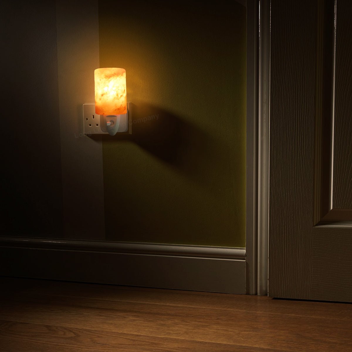 Himalayan Salt Rock Lamp Night Light - Energy Light Bulbs - Free delivery on all orders