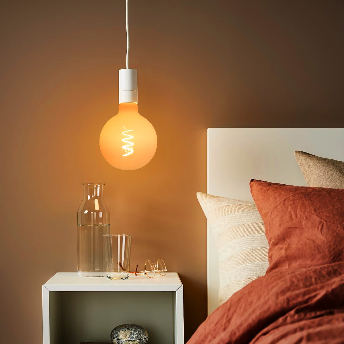 LED G125 Clear Opal Globe Frosted Glass Light Bulb 4W E27 - Energy Light Bulbs - Free delivery on all orders