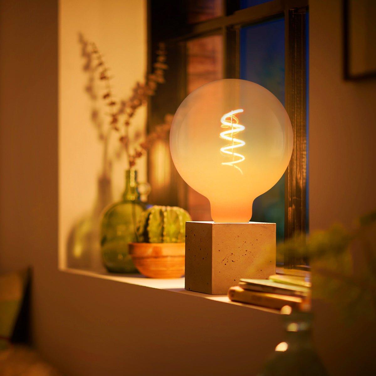 LED G125 Clear Opal Globe Frosted Glass Light Bulb 4W E27 - Energy Light Bulbs - Free delivery on all orders