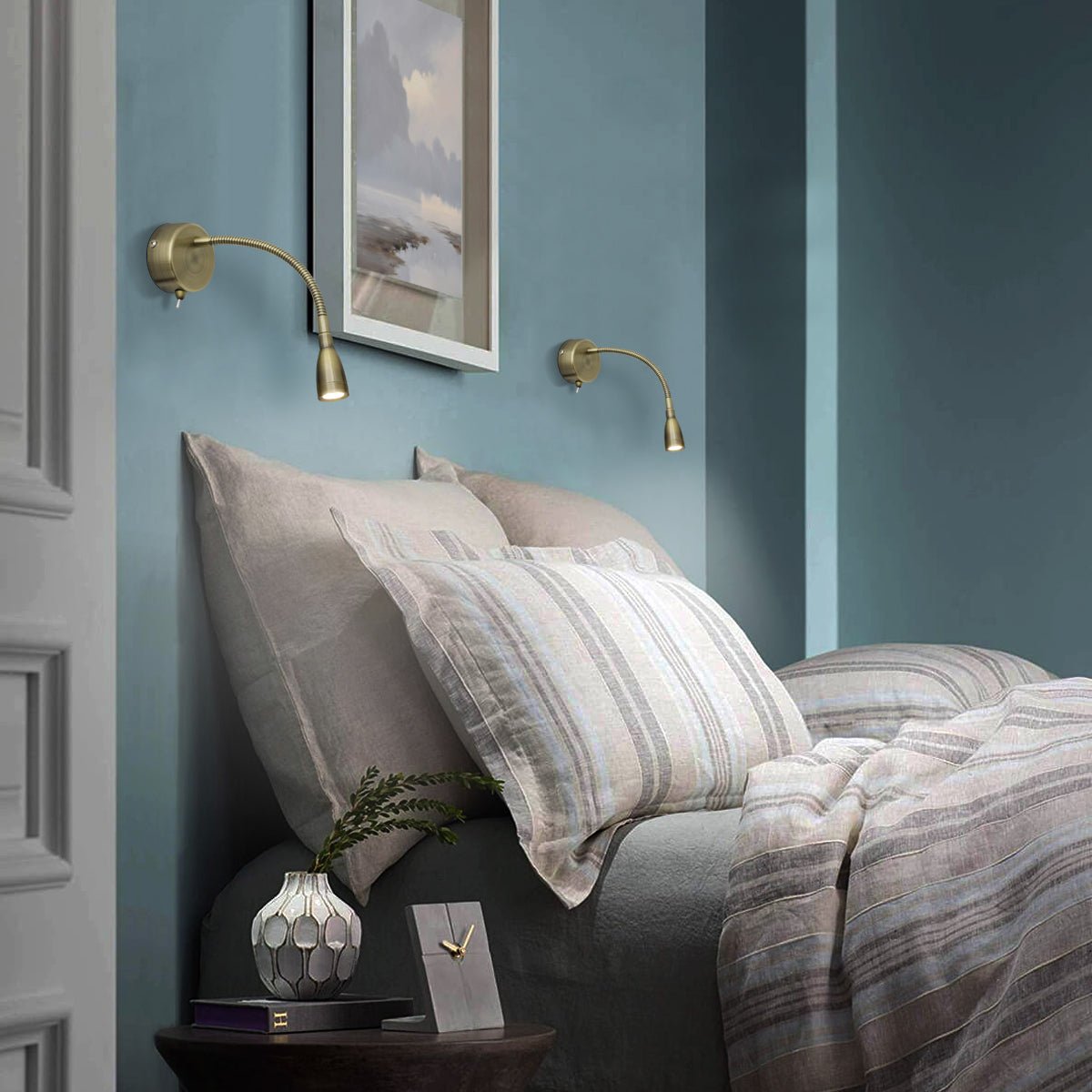 LED Indoor Bedside Reading Wall Light 2W 6000K Antique Brass - Energy Light Bulbs - Free delivery on all orders