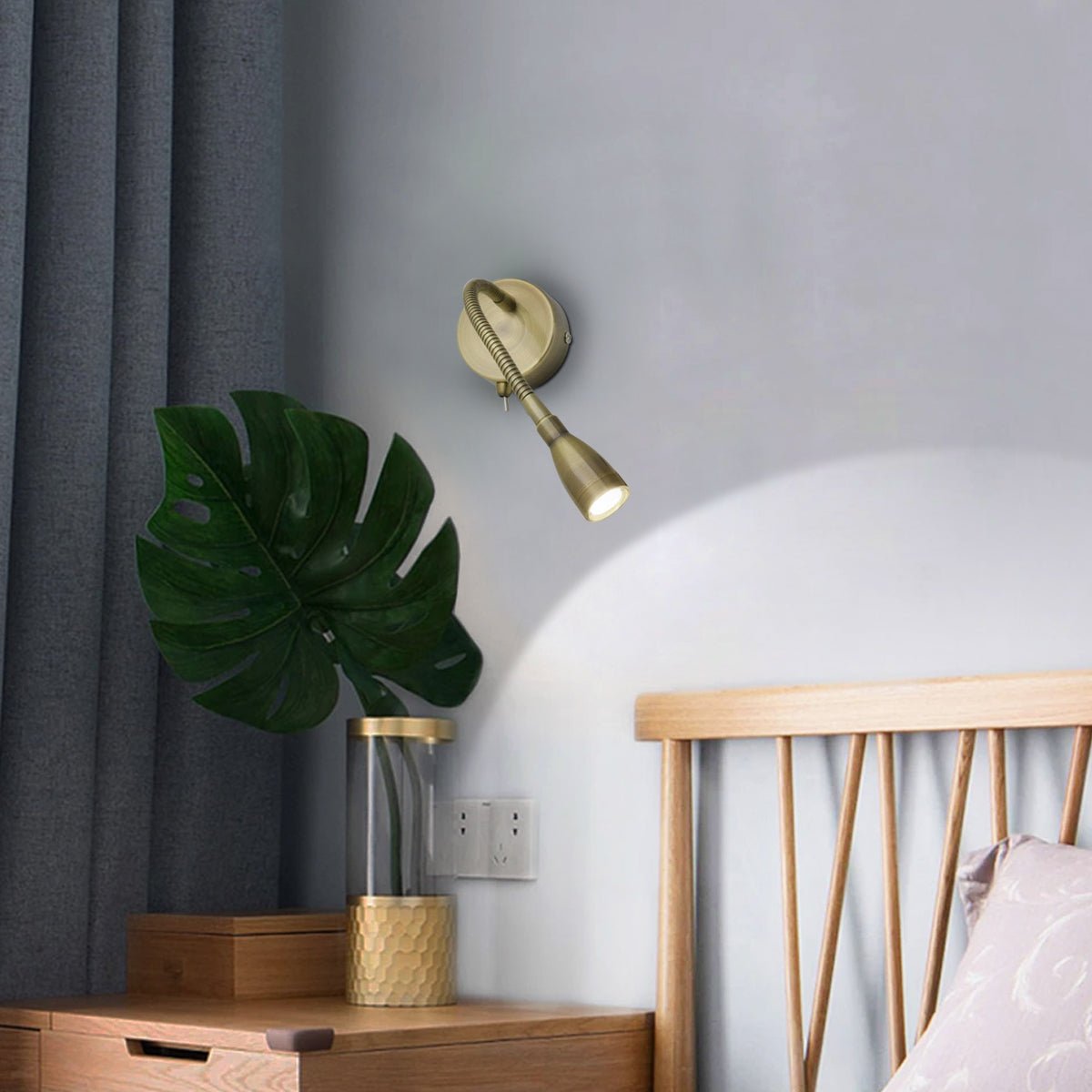 LED Indoor Bedside Reading Wall Light 2W 6000K Antique Brass - Energy Light Bulbs - Free delivery on all orders