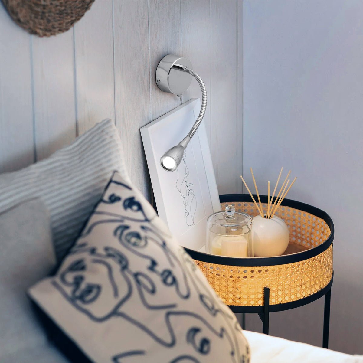 LED Indoor Bedside Reading Wall Light 2W 6000K Chrome - Energy Light Bulbs - Free delivery on all orders
