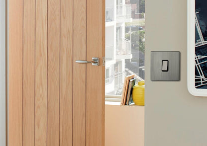 Light Switch 1 Gang 2 Way Gloss Brushed Chrome Wall Switch - Energy Light Bulbs - Free delivery on all orders