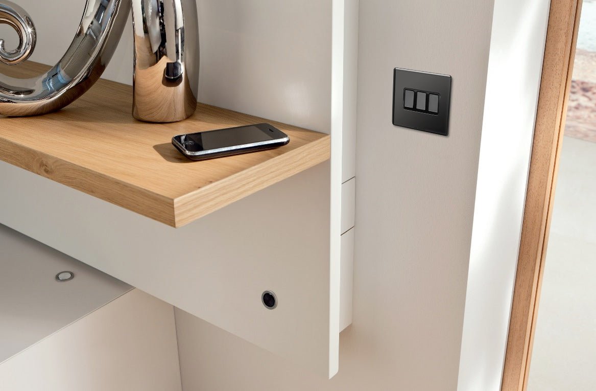 Light Switch 3 gang 2 way 10ax Black Nickel - Energy Light Bulbs - Free delivery on all orders