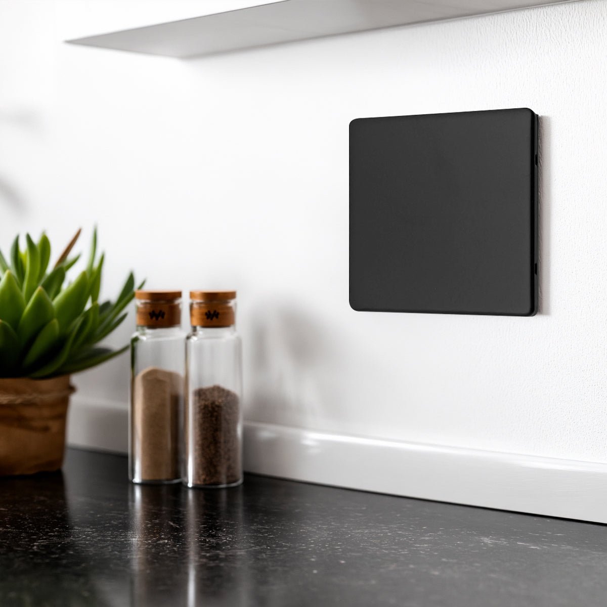 Matt Black 1 Gang Single Blanking Plate Screwless BL401 - Energy Light Bulbs - Free delivery on all orders