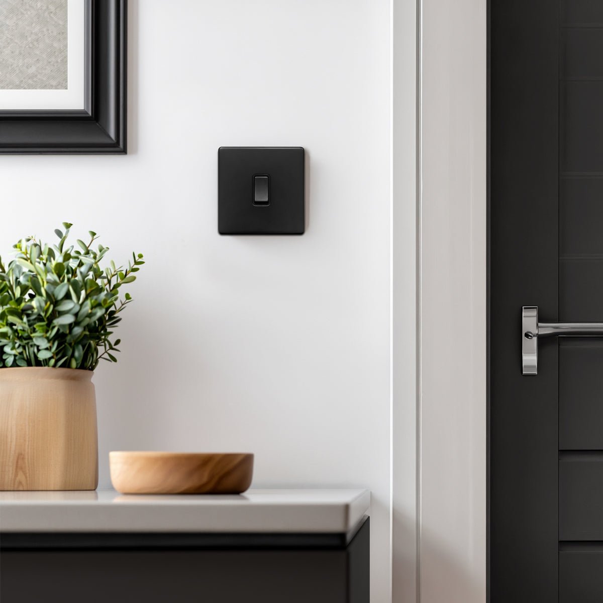 Matt Black Intermediate Light Switch 1 Gang 10A BL313 - Energy Light Bulbs - Free delivery on all orders