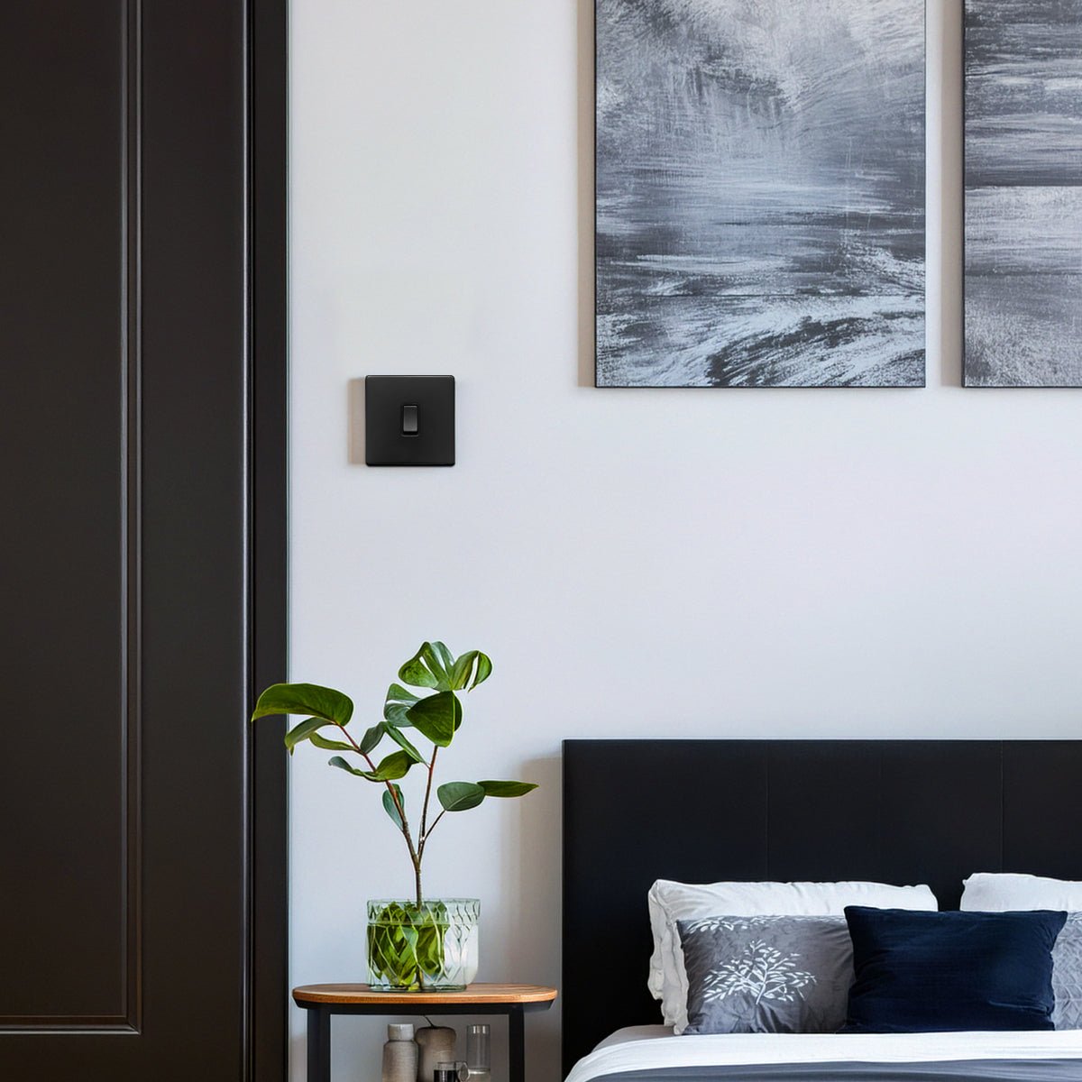 Matt Black Single Light Switch 1 Gang 2 Way Screwless BL302 - Energy Light Bulbs - Free delivery on all orders