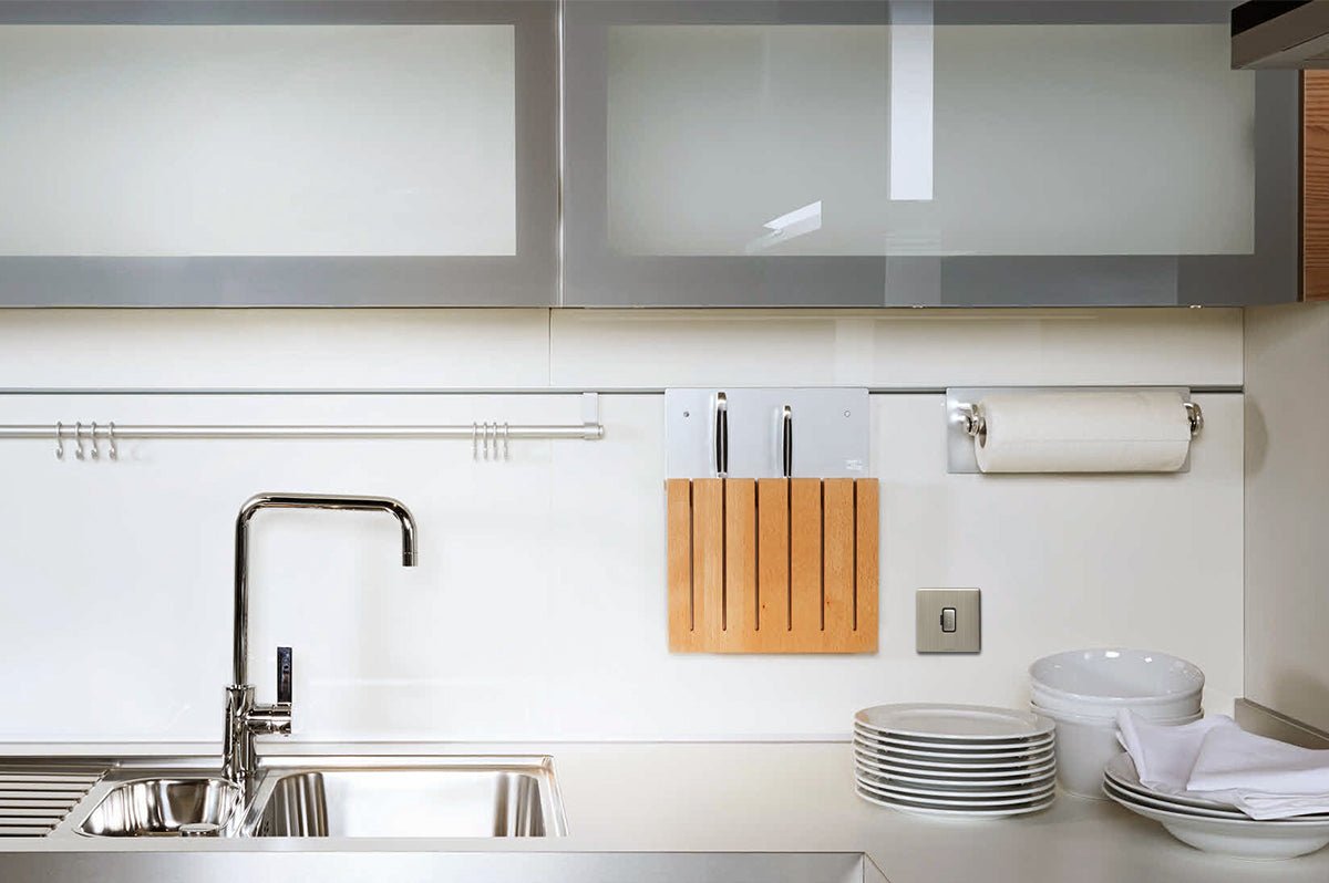 Metal Gloss Brushed Chrome 13A Fused Spur Connection Unit Screwless Plate Finish - Energy Light Bulbs - Free delivery on all orders