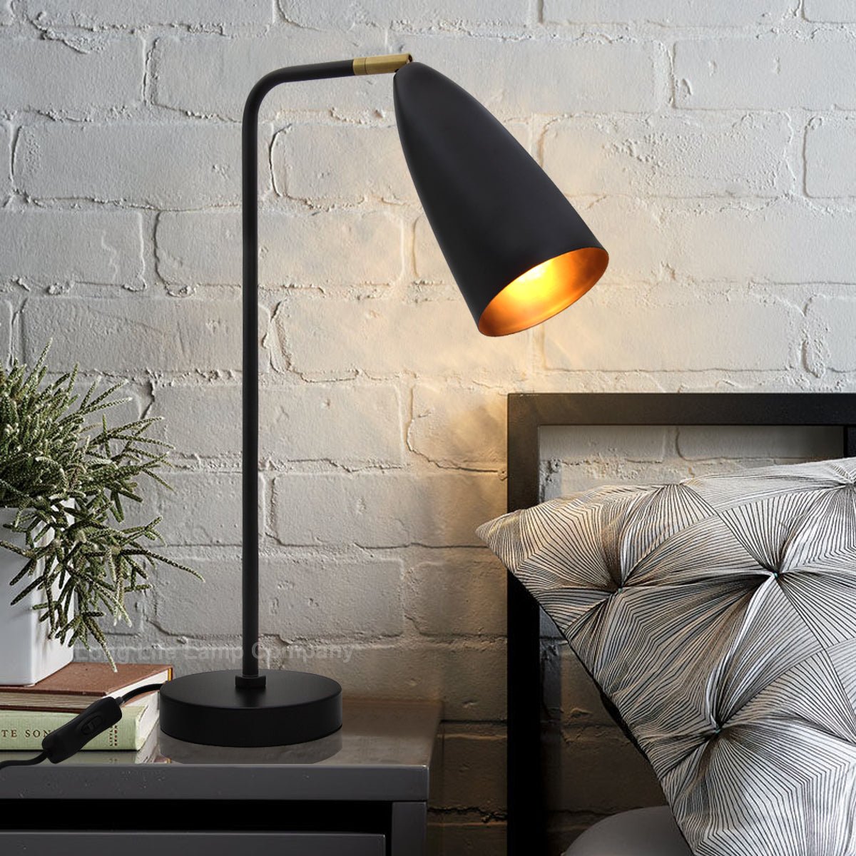 Modern Black Metal Table Lamp Adjustable Scone Shade Brass Joint - Energy Light Bulbs - Free delivery on all orders