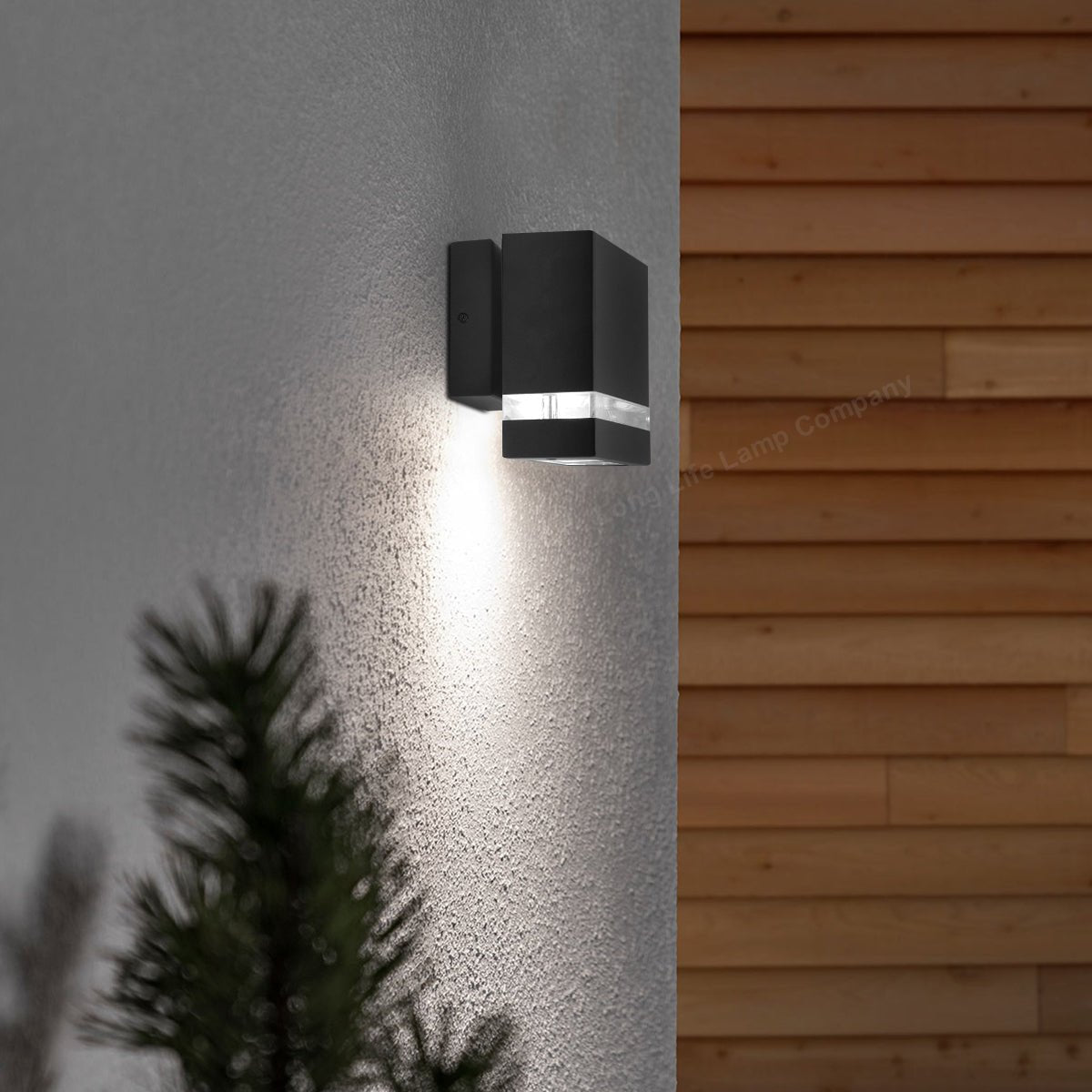 Modern Garden Outdoor Single Black Wall Light IP44 - Energy Light Bulbs - Free delivery on all orders