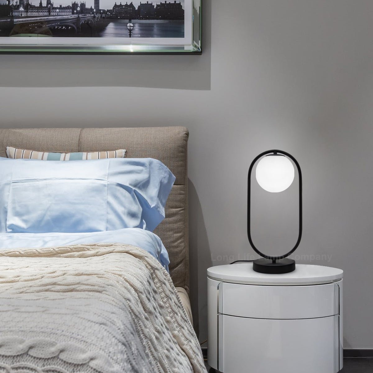 Modern Retro Opaque Globe Black Table Lamp - Energy Light Bulbs - Free delivery on all orders