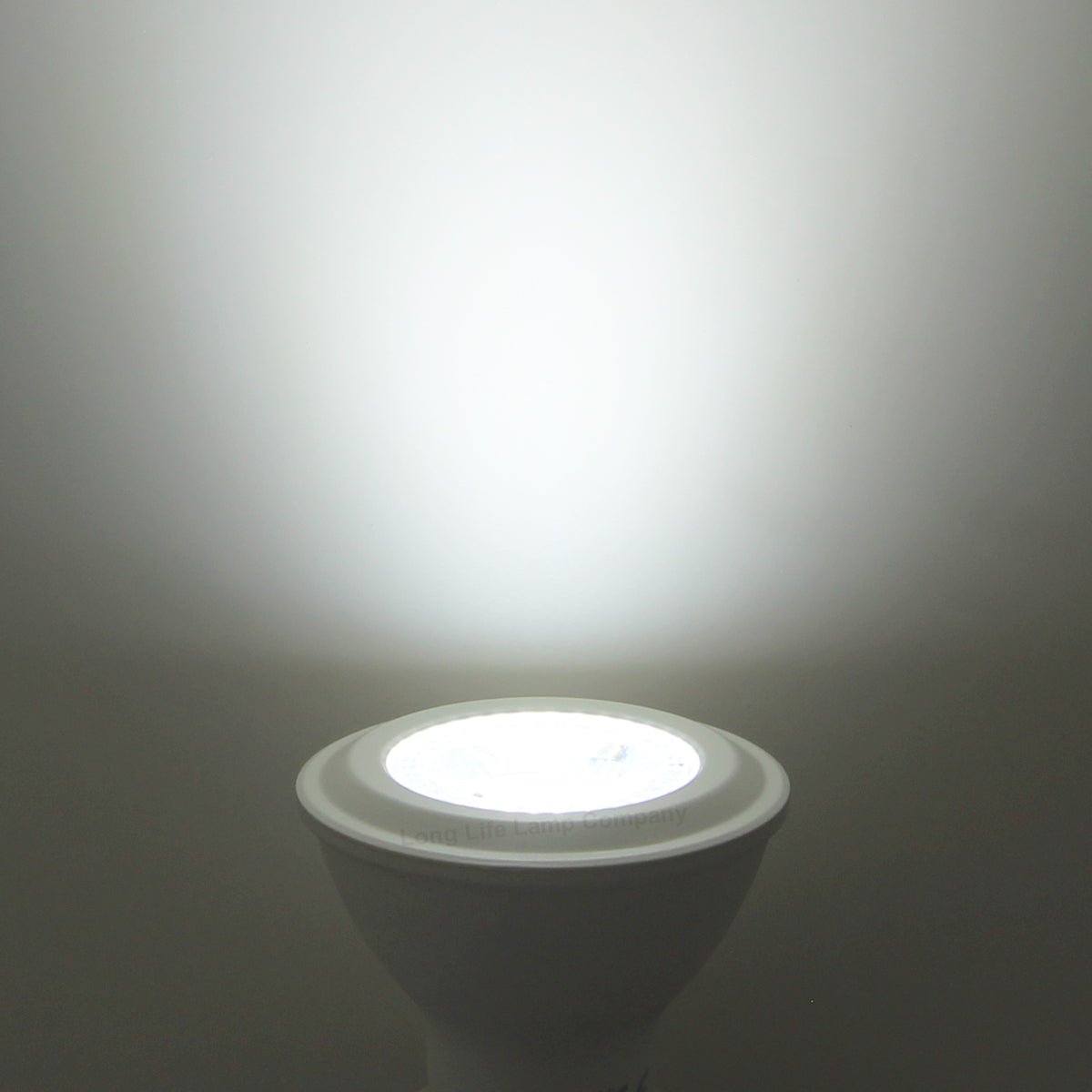 PAR20 7w Cool White 38 Degree Beam - Energy Light Bulbs - Free delivery on all orders