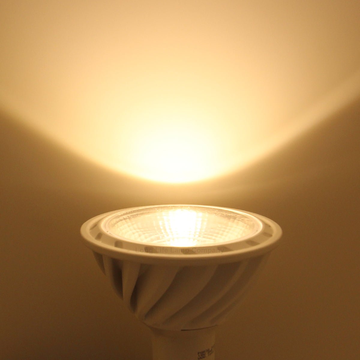 PAR38 18w Warm White 38 Degree Beam - Energy Light Bulbs - Free delivery on all orders