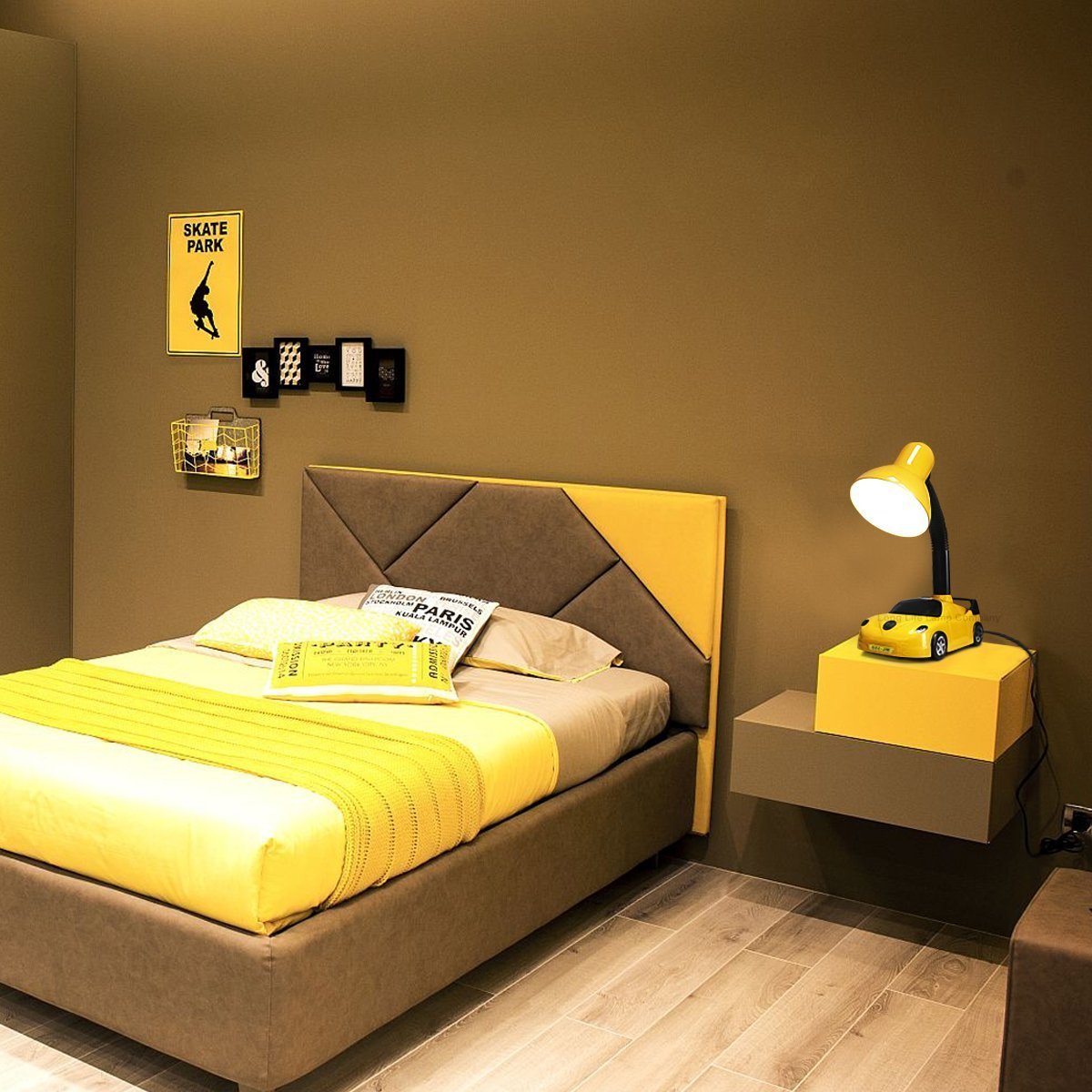 Racing Car Desk Lamp Flexible Yellow and Black - Energy Light Bulbs - Free delivery on all orders
