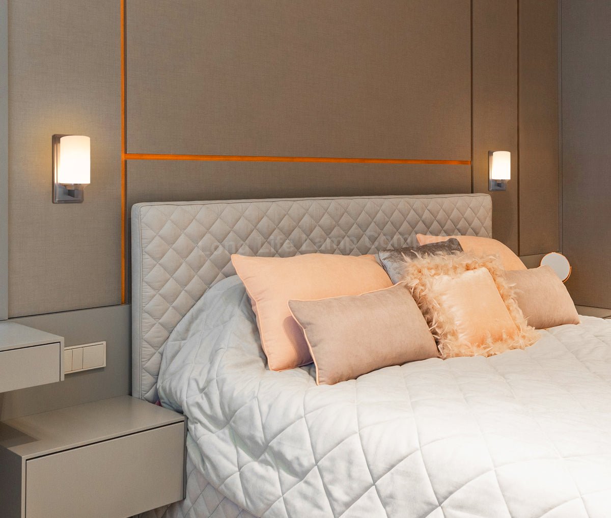 Rectangular Brushed Chrome Frosted Glass Shade Wall Light IP44 with G9 LED 5w Warm White - Energy Light Bulbs - Free delivery on all orders