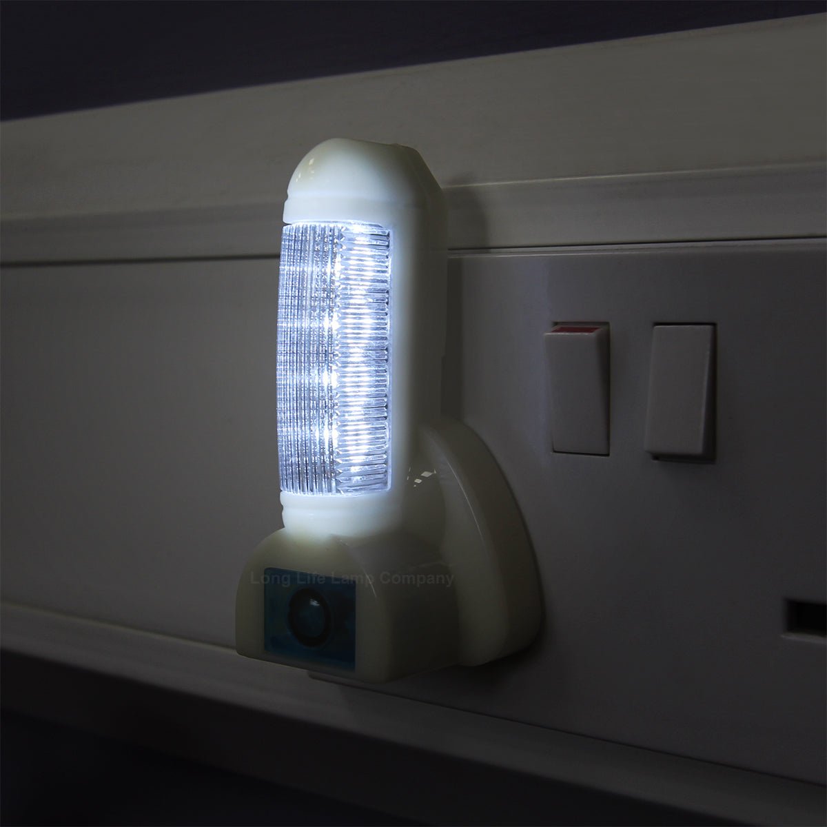 Rocket LED Auto Sensor Night Light - Energy Light Bulbs - Free delivery on all orders