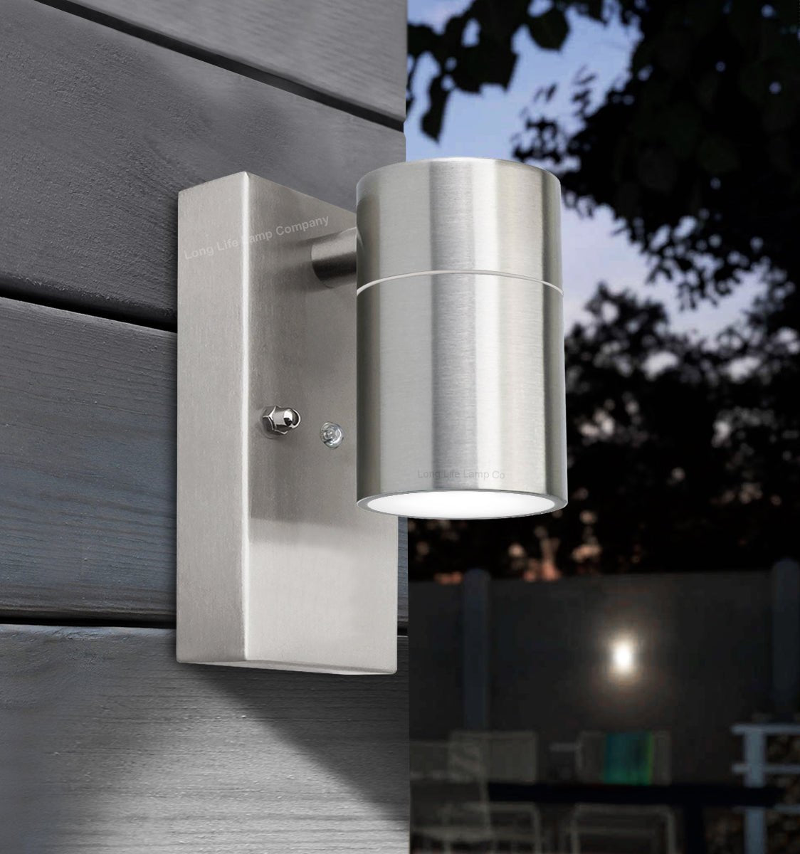 Single Outdoor Wall Light Dusk Till Dawn Sensor Stainless Steel Finish IP65 - Energy Light Bulbs - Free delivery on all orders